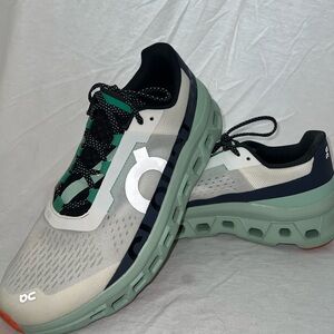 On cloud Monster. White, green. Size US Men 11.5